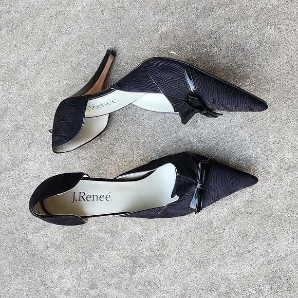 J.Renee Shoes - J. Renee black heels